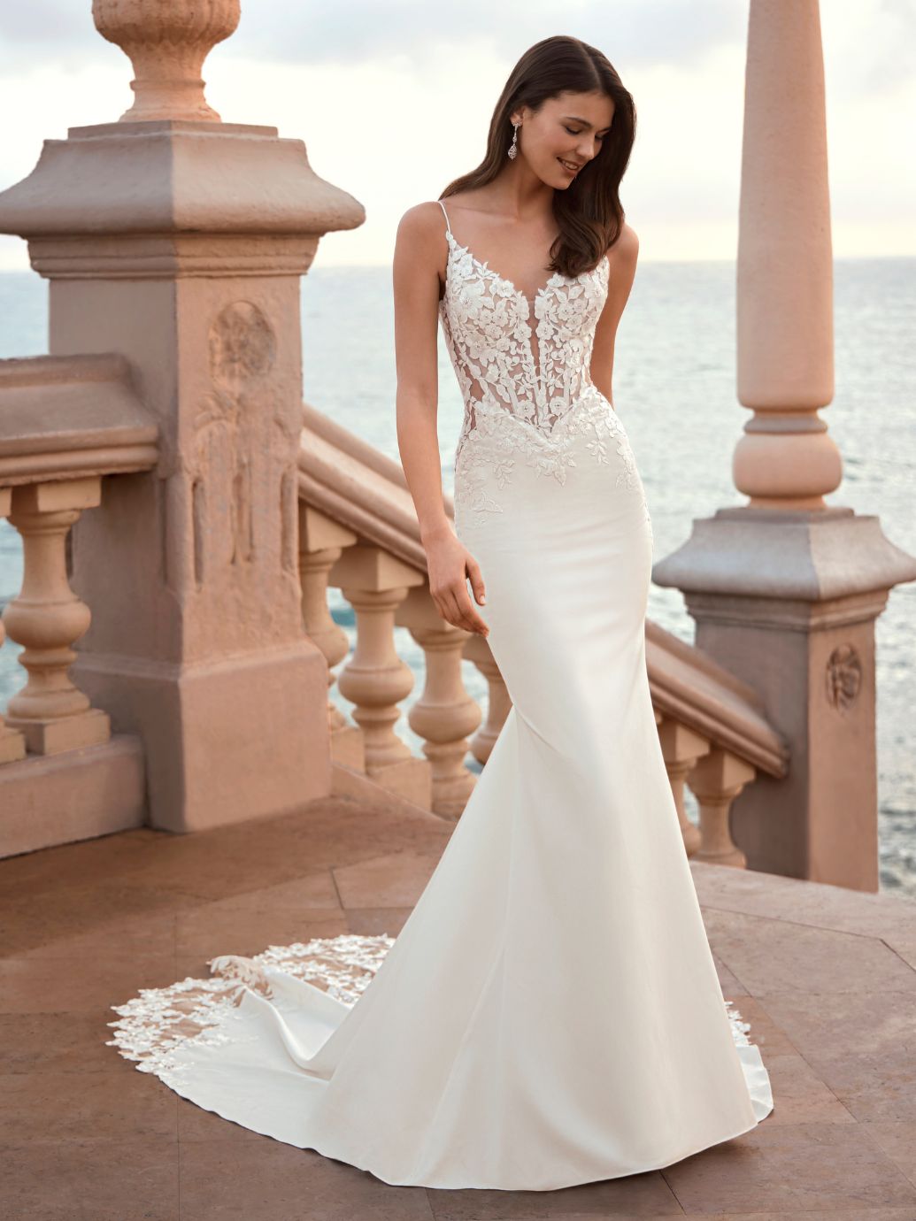 27_Love_Web_FRELYNN_Look_1Fro